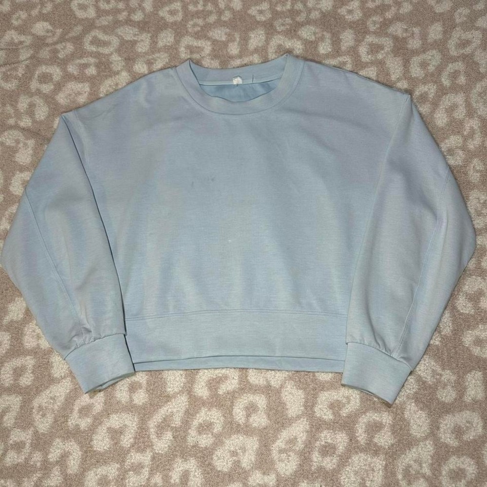 Lululemon Crewneck – Size 8 (Flawed)
